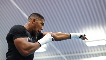 Joshua - Takam ; pour un vingtième KO en vingt combats